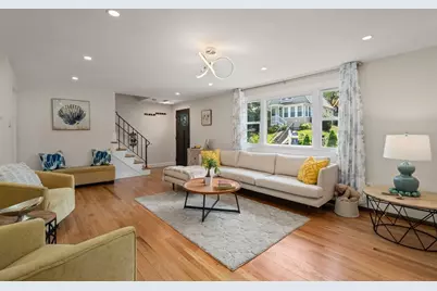 195 College Farm Rd, Waltham, MA 02451 - Photo 4