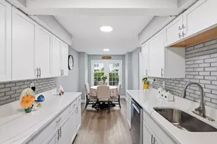 52 Apache Way, Tewksbury, MA 01876 - Photo 6