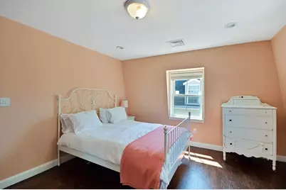 9 Atlantic St, Boston, MA 02127 - Photo 18