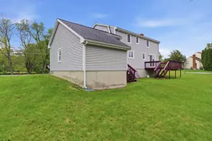 319 Whipple Rd, Tewksbury, MA 01876 - Photo 38