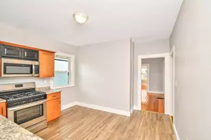 102 Radcliffe St, Boston, MA 02121 - Photo 28
