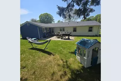 44 Leahy Rd, Brockton, MA 02302 - Photo 16