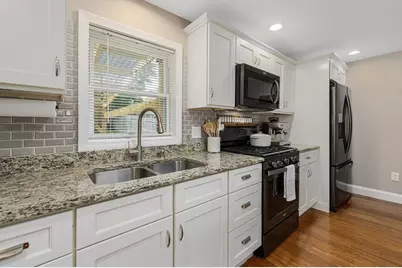 69 Denver St, Fall River, MA 02721 - Photo 16
