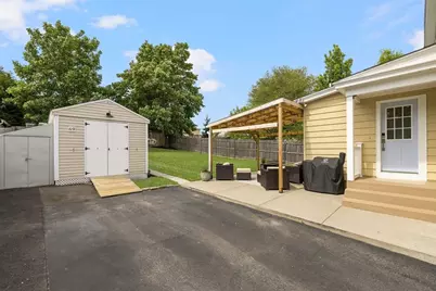 69 Denver St, Fall River, MA 02721 - Photo 12