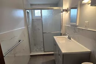 121 Hope Ave, Worcester, MA 01603 - Photo 2