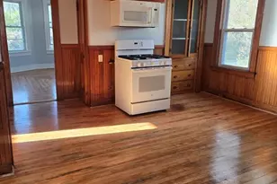 121 Hope Ave, Worcester, MA 01603 - Photo 6