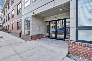57 L St, Boston, MA 02127 - Photo 12