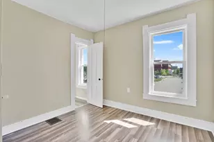 658 Union St, Springfield, MA 01109 - Photo 18