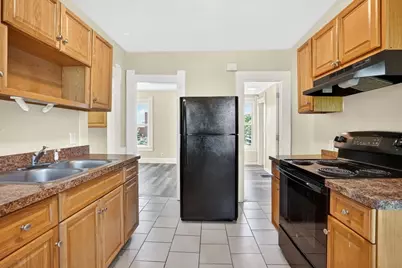 658 Union St, Springfield, MA 01109 - Photo 28