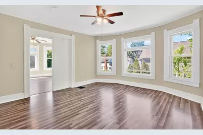 658 Union St, Springfield, MA 01109 - Photo 12
