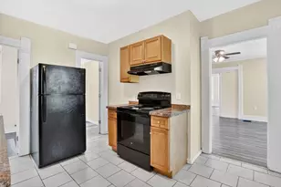 658 Union St, Springfield, MA 01109 - Photo 6