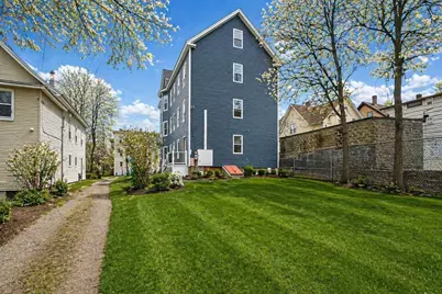 39 Gates St #1, Worcester, MA 01610 - Photo 2