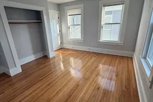 13 Knowlton St, Beverly, MA 01915 - Photo 6