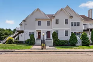 521 Hampton Way, Abington, MA 02351 - Photo 1