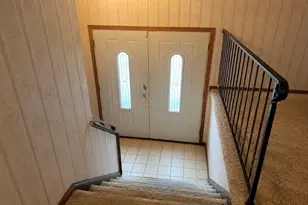9 Eliot Rd, Northborough, MA 01521 - Photo 2