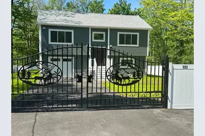 102 Wells Road, Becket, MA 01223 - Photo 4