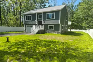 102 Wells Rd, Becket, MA 01223 - Photo 2