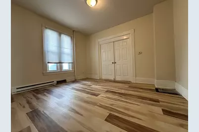 26 Hebron Street, Springfield, MA 01107 - Photo 4