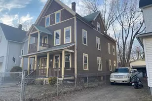 26 Hebron St, Springfield, MA 01107 - Photo 2