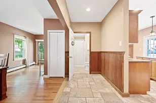 38 Gifford Dr, Worcester, MA 01606 - Photo 12
