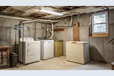 724 High Street, Fall River, MA 02720 - Photo 36