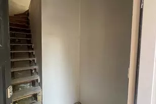 395 W Fourth St, Boston, MA 02127 - Photo 32