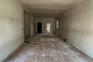 395 W Fourth St, Boston, MA 02127 - Photo 6