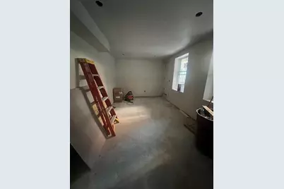 395 W 4th Street #1, Boston, MA 02127 - Photo 26