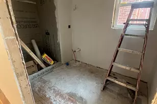 395 W Fourth St, Boston, MA 02127 - Photo 10