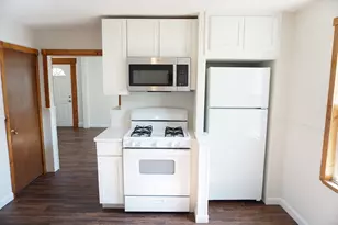 18 Sutherland St, Lowell, MA 01850 - Photo 8