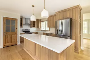 10 Knollwood Dr, Mattapoisett, MA 02739 - Photo 4