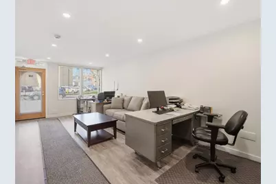 124 Gorham St, Lowell, MA 01852 - Photo 4