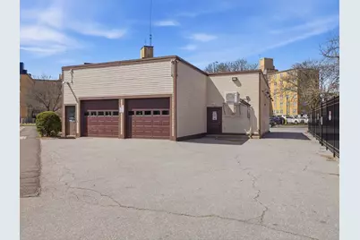 124 Gorham St, Lowell, MA 01852 - Photo 18