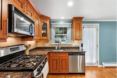 32 Williams St #32, Arlington, MA 02476 - Photo 4