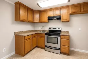 11 Auna Dr, Brockton, MA 02301 - Photo 2