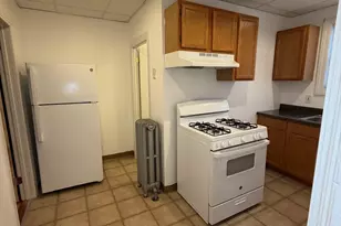 58 Prospect St, Fall River, MA 02720 - Photo 6