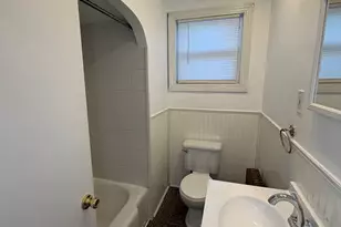 58 Prospect St, Fall River, MA 02720 - Photo 10