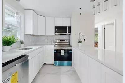 9-13 Sutherland Rd #1, Arlington, MA 02476 - Photo 6