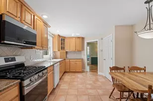 408 Whitney St, Northborough, MA 01532 - Photo 8