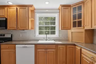 408 Whitney St, Northborough, MA 01532 - Photo 10