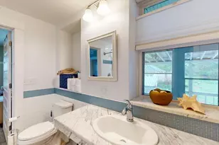 139 Main St, Shelburne, MA 01370 - Photo 14