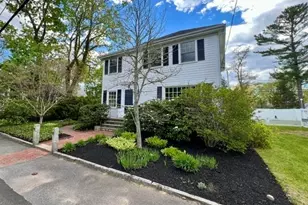 102 Main St, Marion, MA 02738 - Photo 2