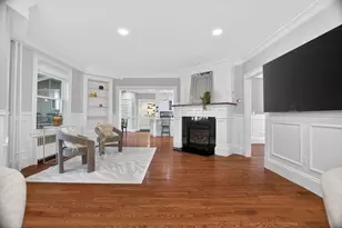 33 Linden St, Wellesley, MA 02482 - Photo 8