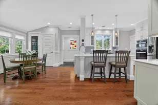 33 Linden St, Wellesley, MA 02482 - Photo 12