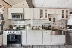 168 Drury Ave, Athol, MA 01331 - Photo 6