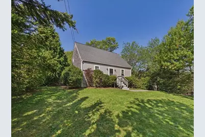 139 South St, Plymouth, MA 02360 - Photo 1