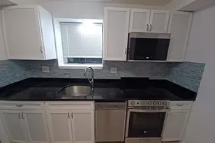 8 Jackson St, Quincy, MA 02169 - Photo 4