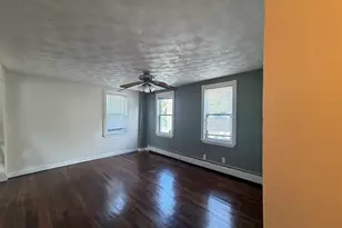 14 Amity St, Lynn, MA 01902 - Photo 2