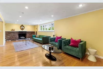 44 Windemere Road, Wellesley, MA 02482 - Photo 20