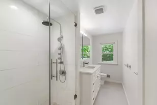 44 Windemere Rd, Wellesley, MA 02482 - Photo 18